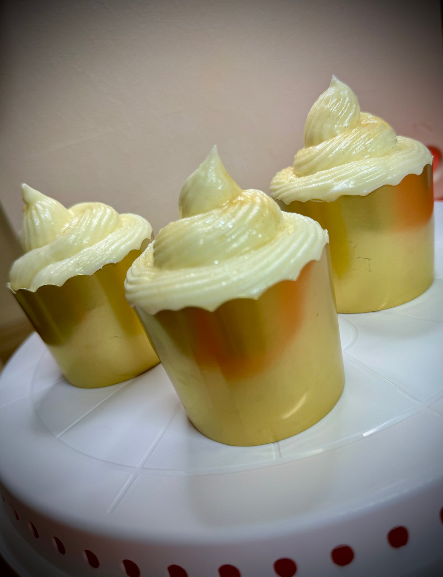 Vanilla Sourdough Cupcake with Cream Cheese Frosting (1 count)